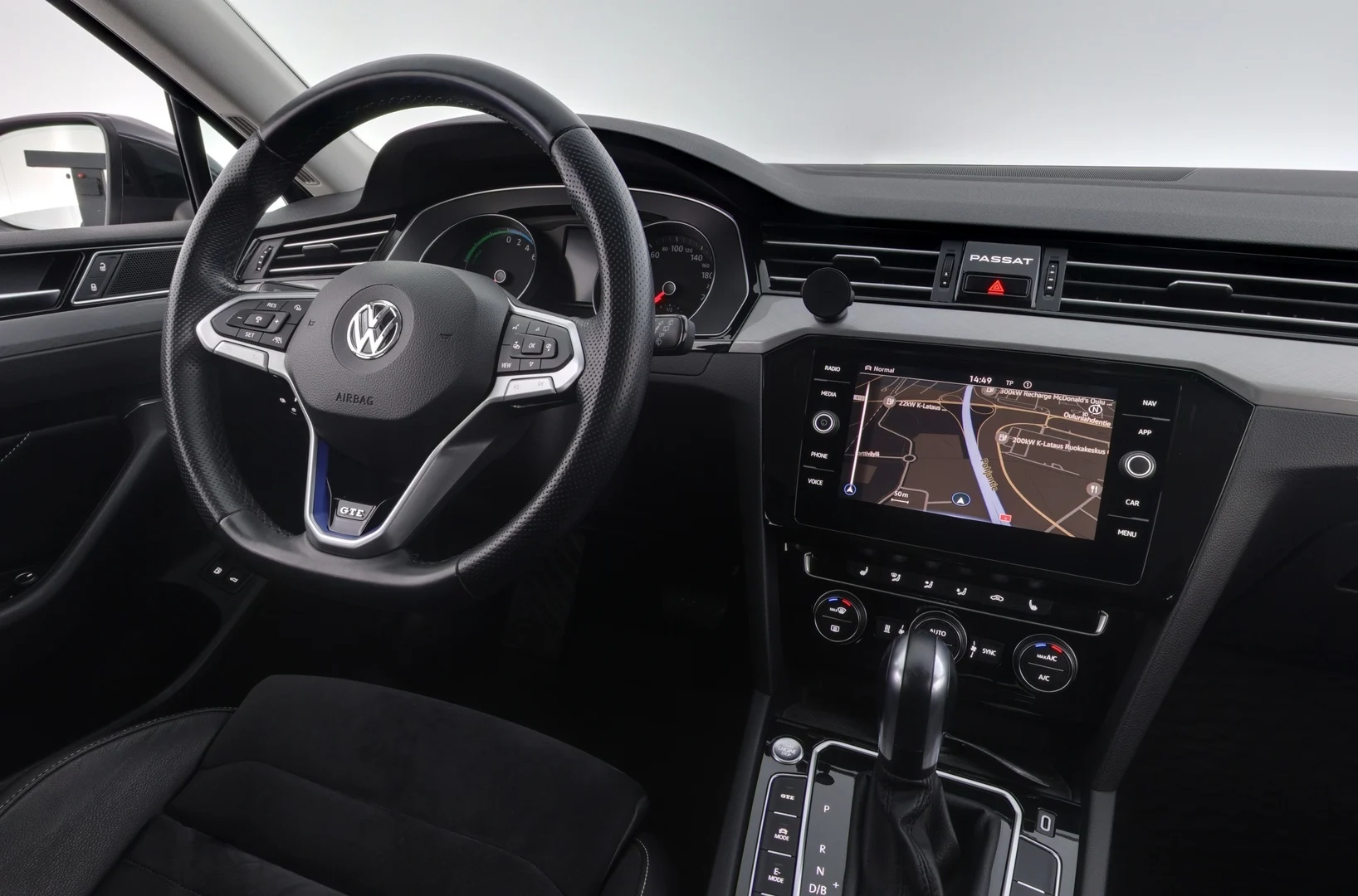 Car Image - 2q1WqLVp3qO2wru4aSn1Az