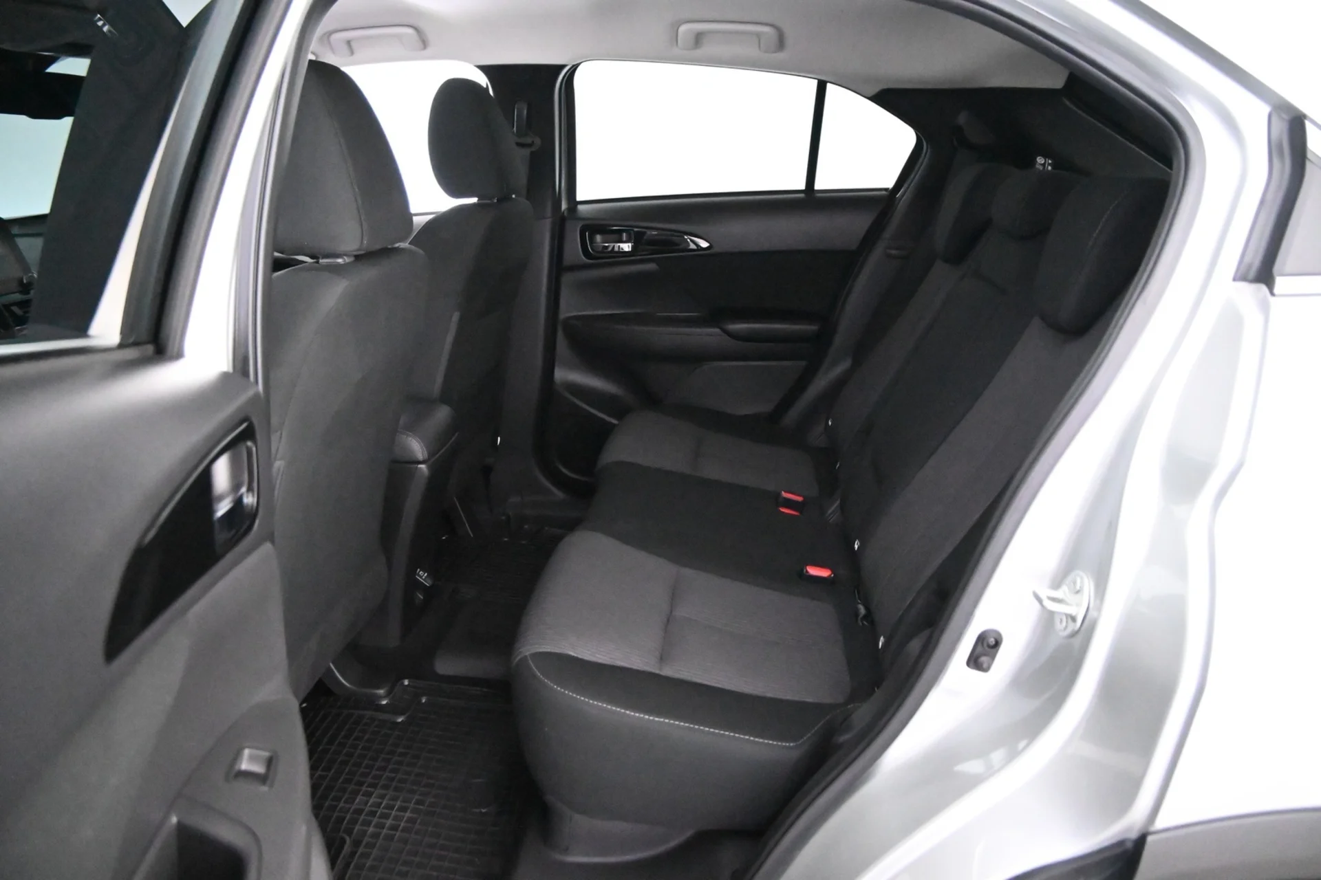 Car Image - 2851n4CNnQL9wjNeNsXa2c