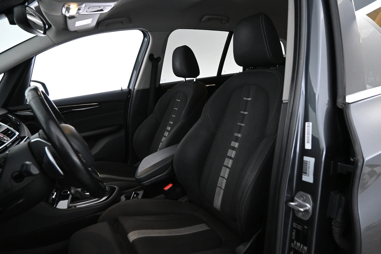 Car Image - 4HpfgcV75Uz6UPLePV3tfJ