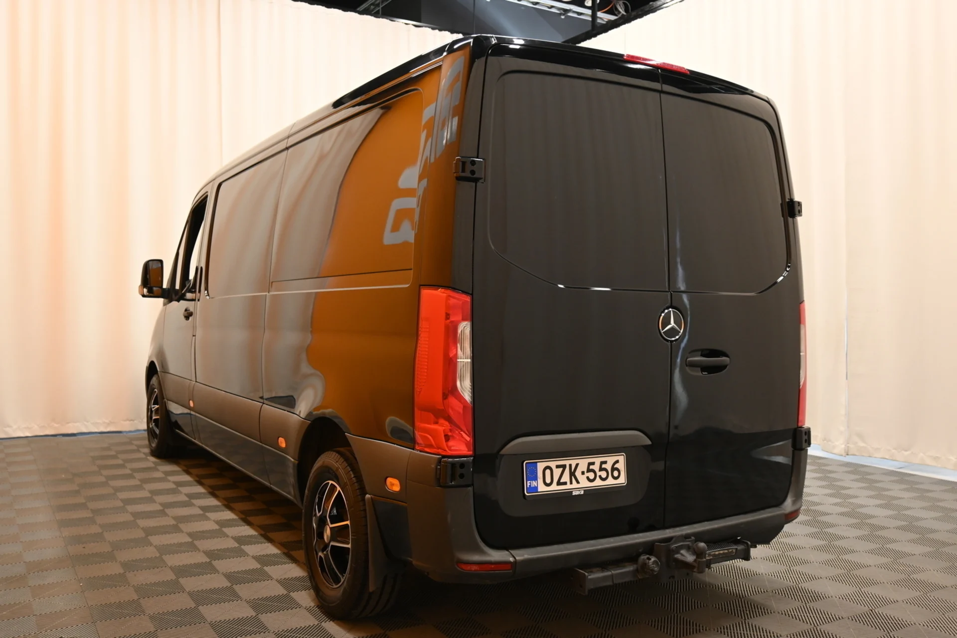 Car Image - 7eiNfV2ME8gYSW3vamd9YL