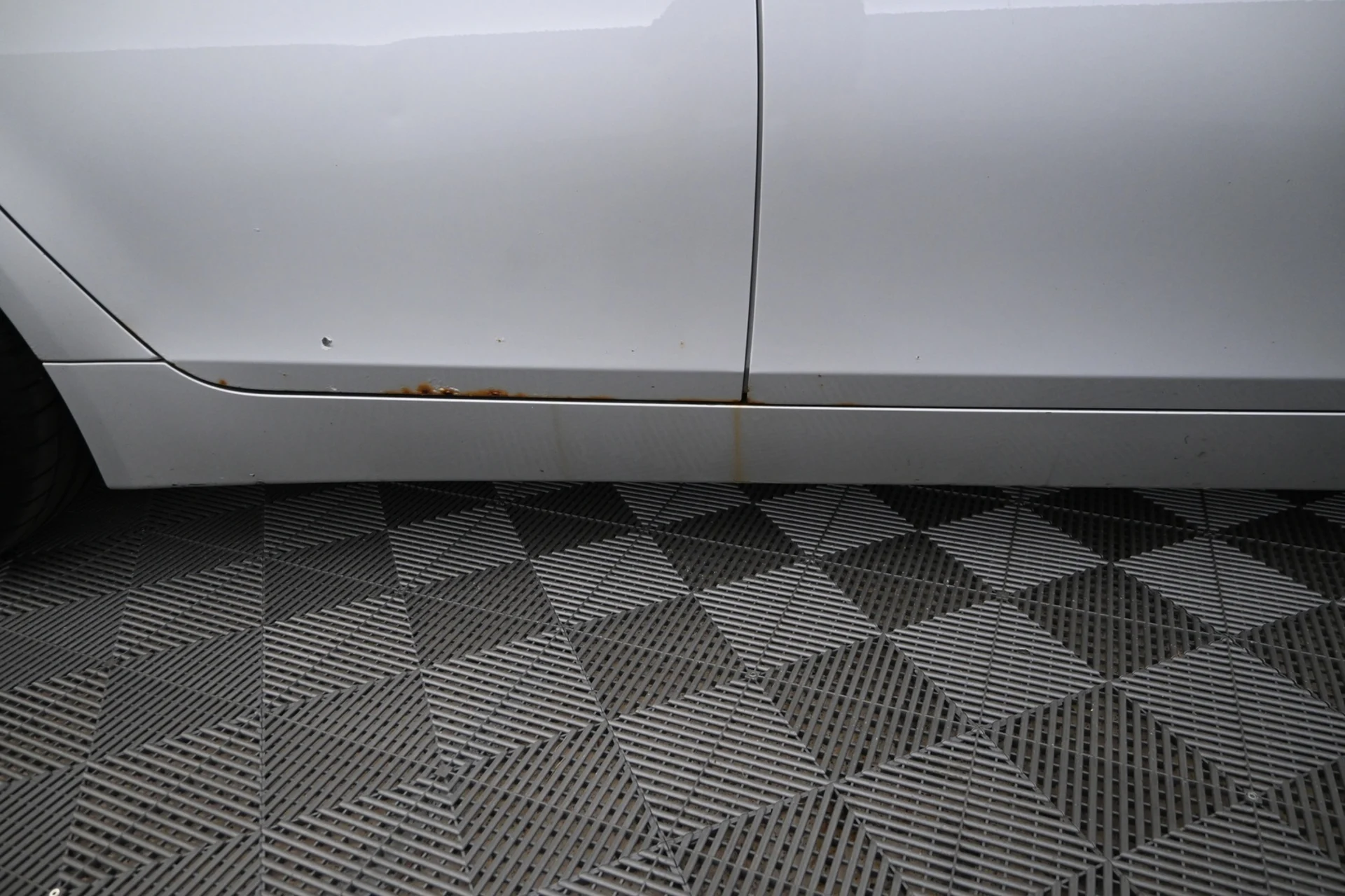 Car Image - 25AkVkDUVig8uzuEsdDVFH