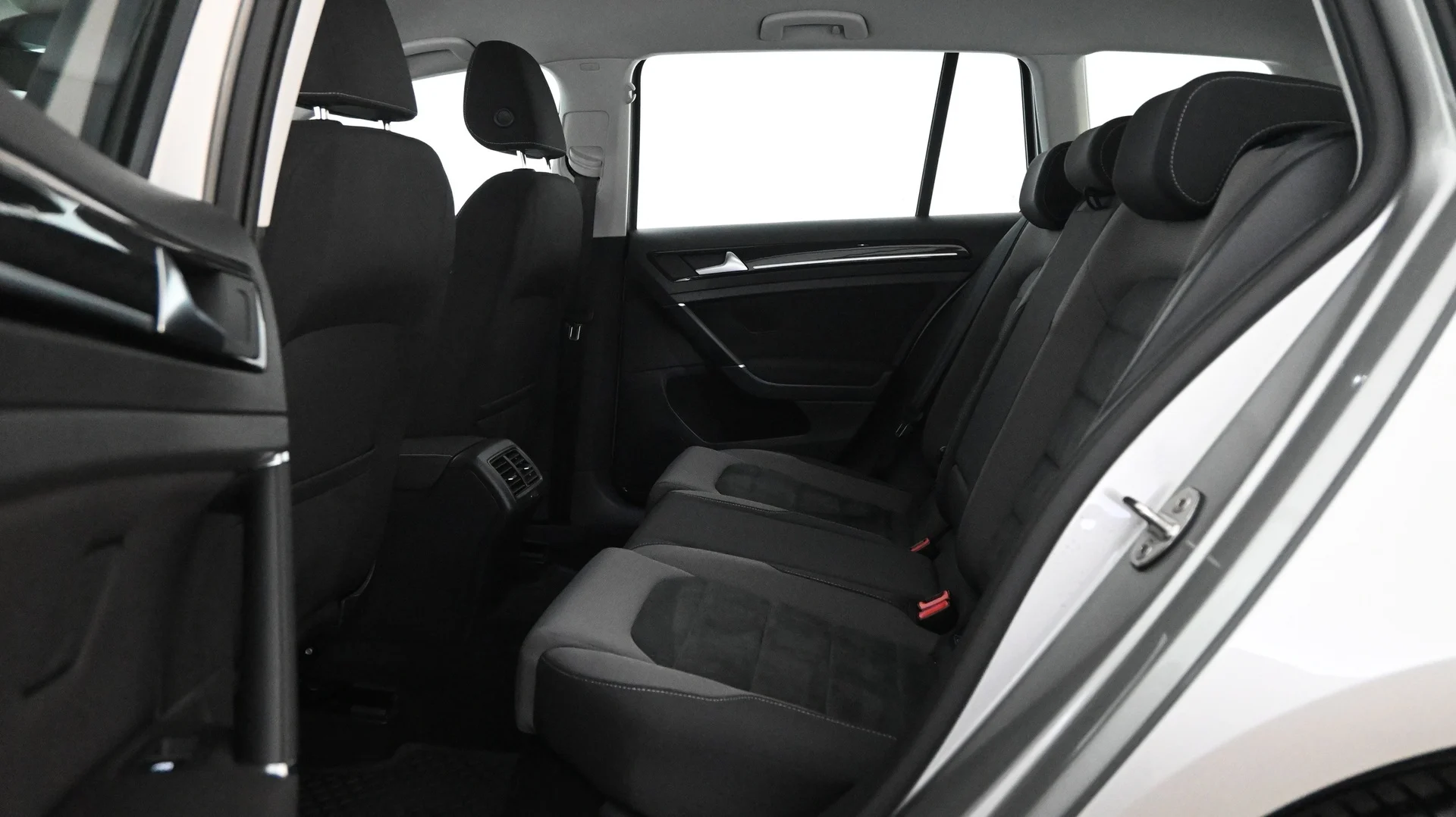 Car Image - 48p9ATN0heqTfn6tgz0IJI