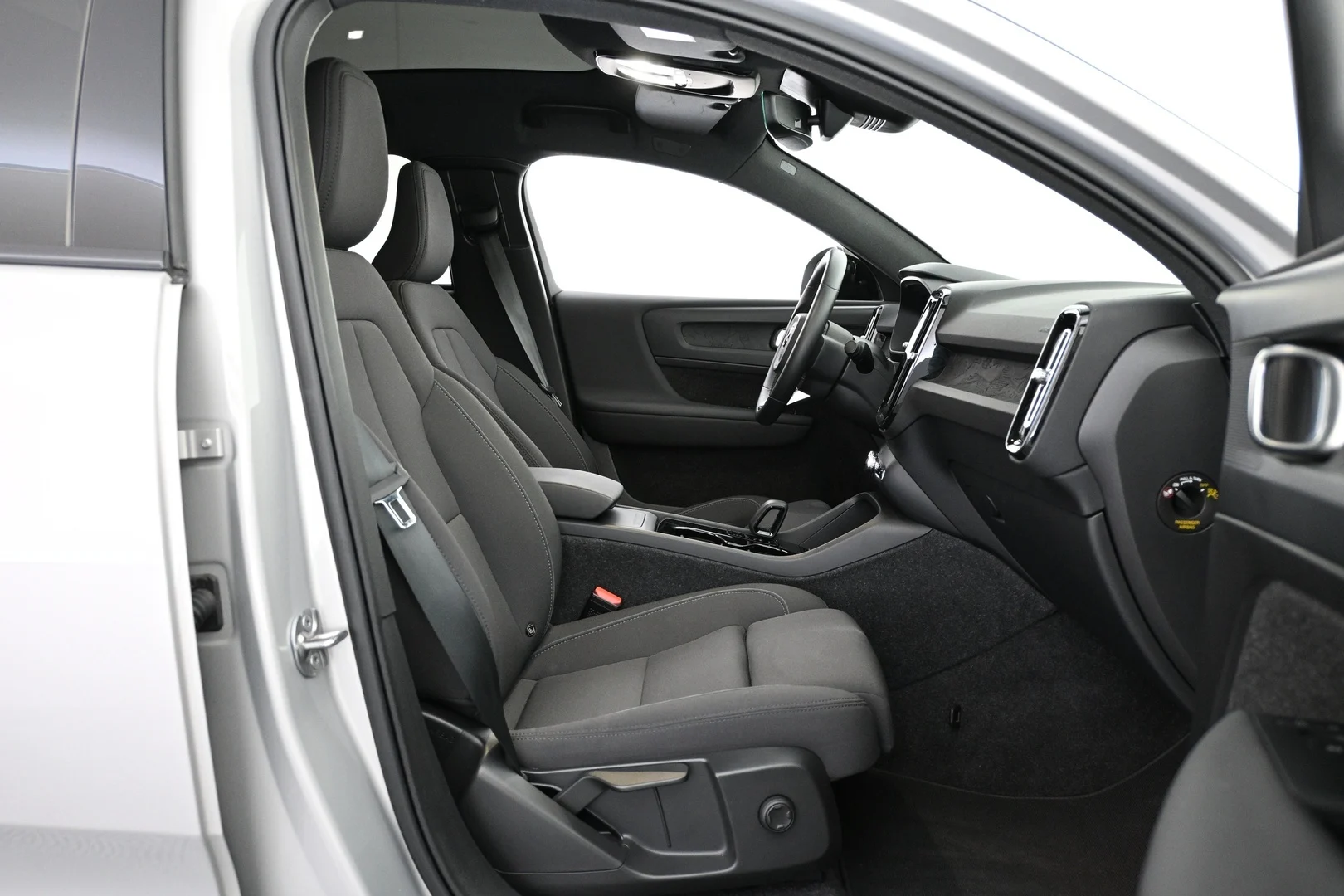 Car Image - 4dyMFSBr8RFKR3EwcYuJxu