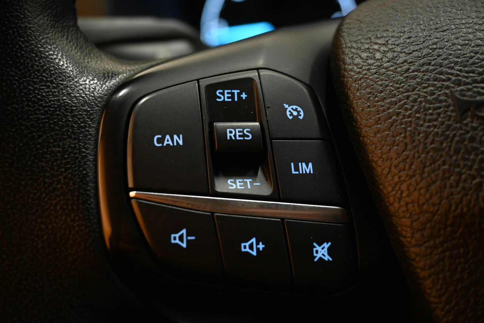 Car Image - 1Jxl2dVDExLWHz6BDXfS3m