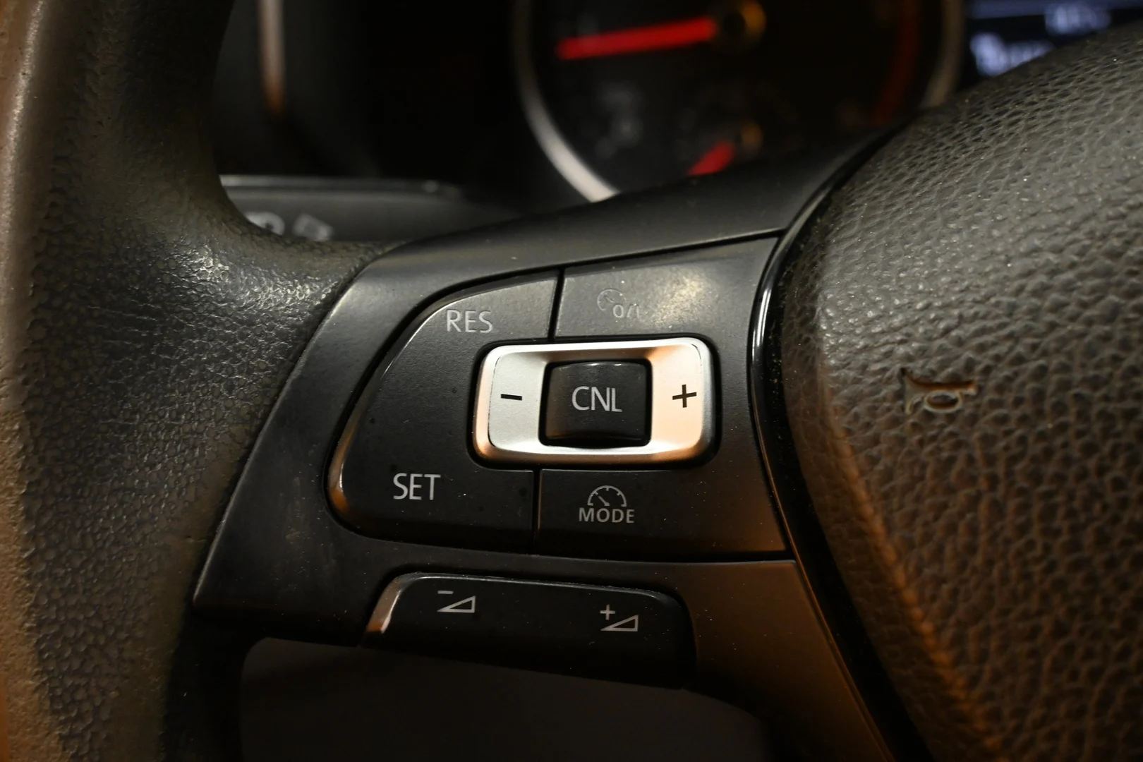 Car Image - 2mHVyWxotyuWy5bZ4BLs4a