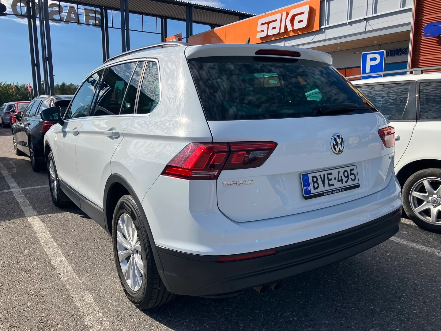 Car Image - zrqk523zRBaUgt8MMfY3f
