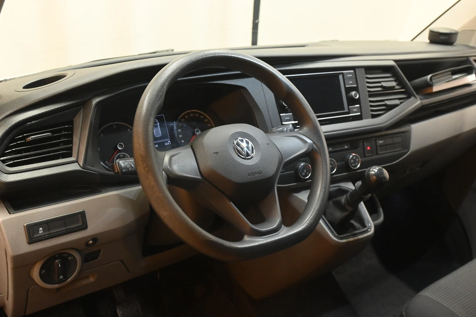 Car Image - 6YiYAASDTSbklSJg6W73AH