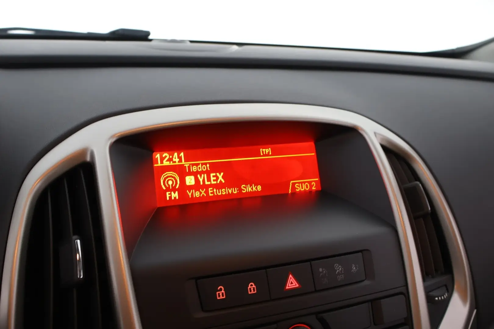 Car Image - 6nDDxuWu3QqptRFcpDgDAZ