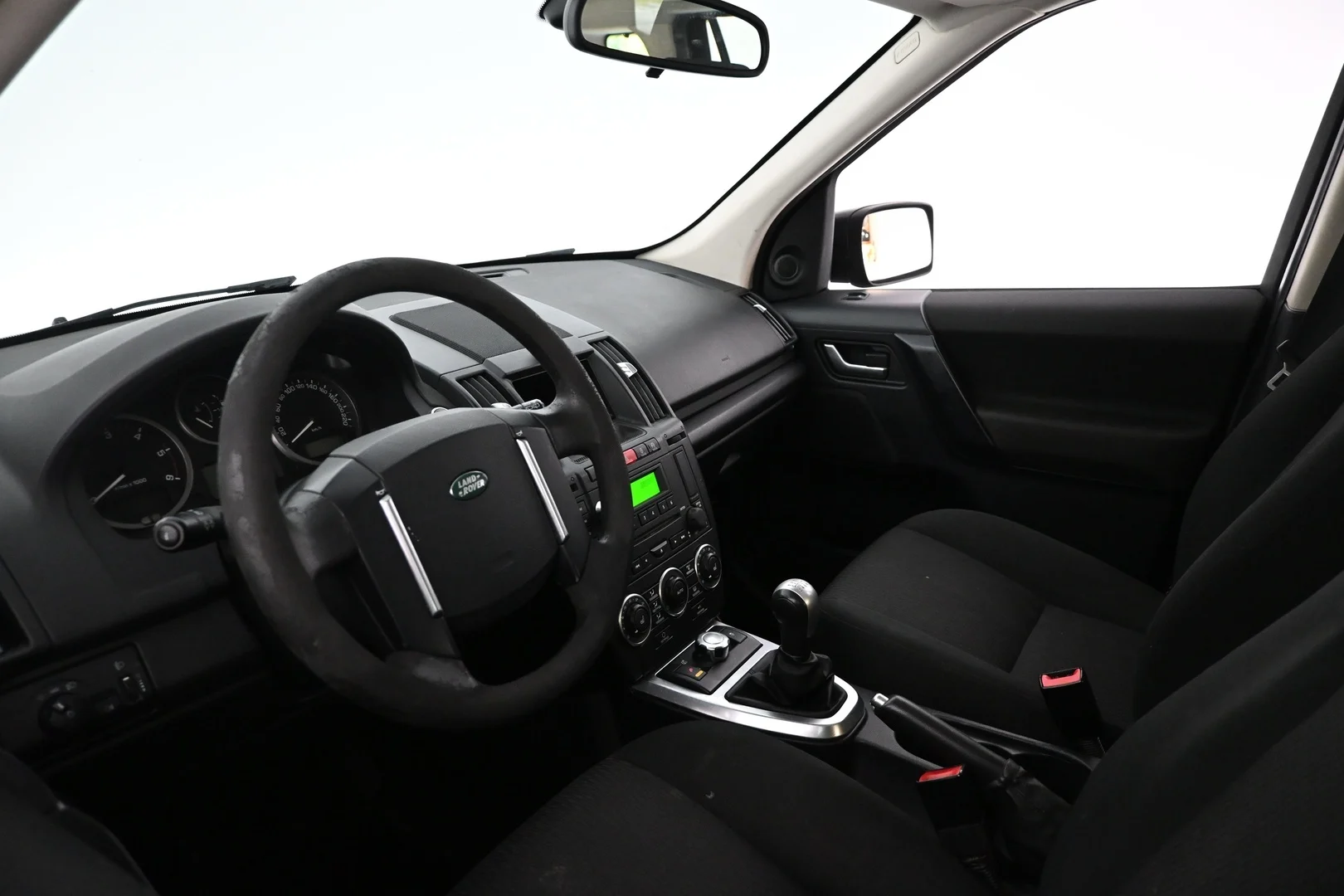 Car Image - y8b19UBveZa5VhH1bl4DX