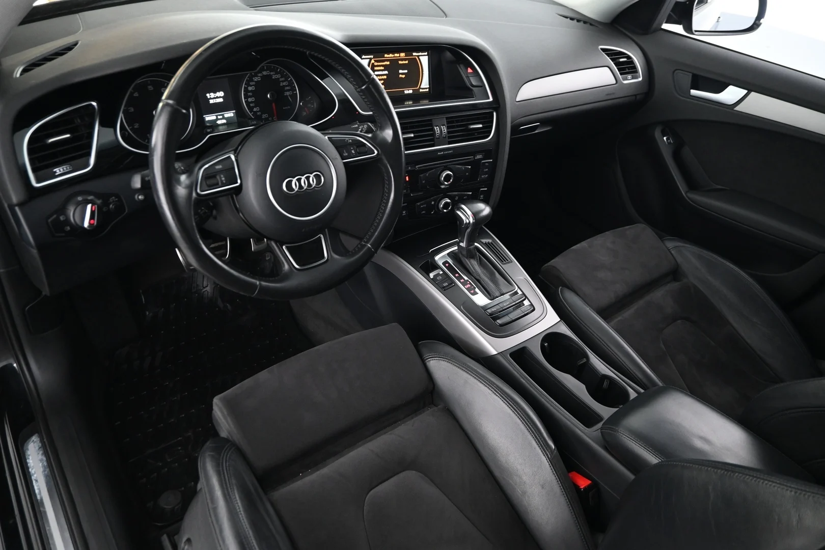 Car Image - 6kpfvQDEKedfsMrn5d0Ei0