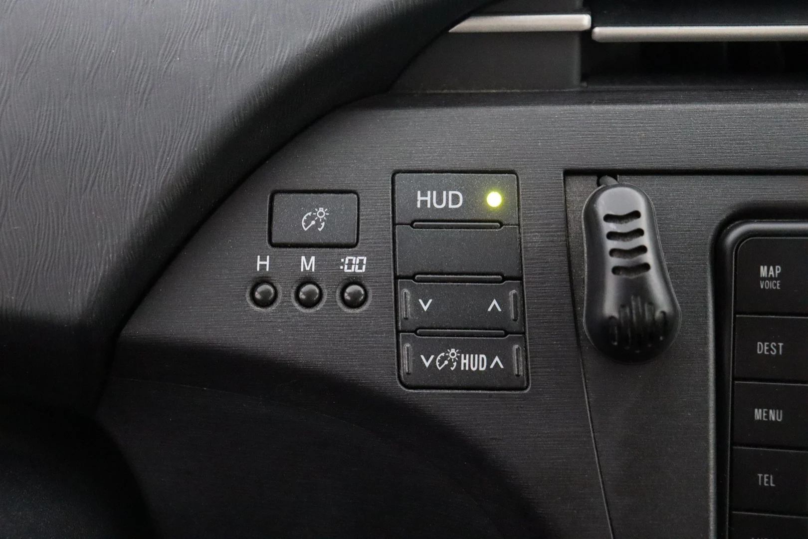 Car Image - 3CqroSploMVXxJLMELLoKU