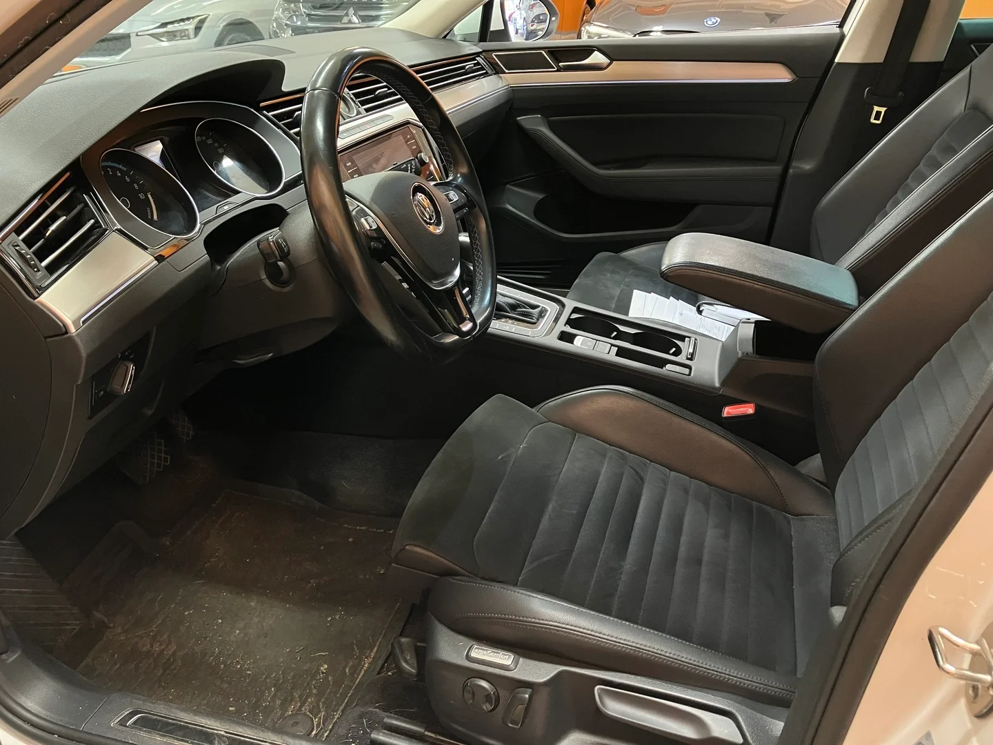 Car Image - 4Y2HpKnjSdncYcTnpoeMSi