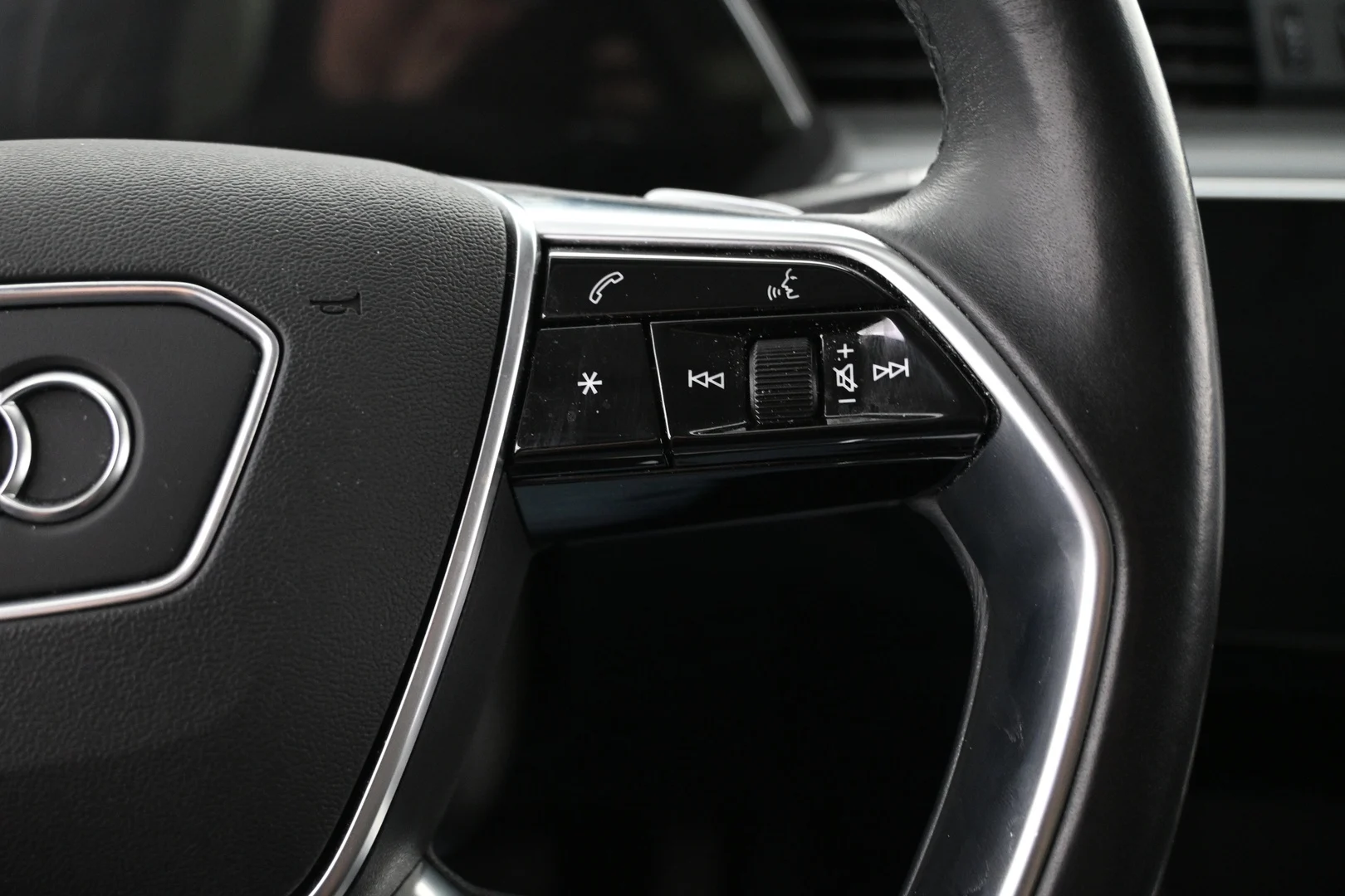 Car Image - 546k7QWMfHoyY9LCmk0hSN