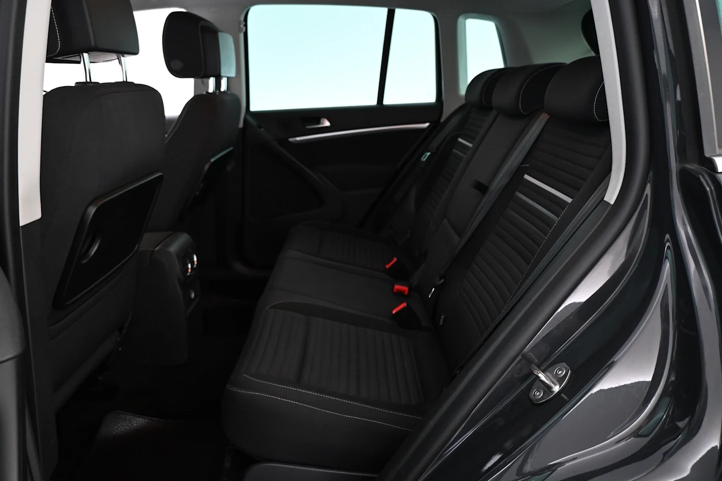 Car Image - 2aATPWRVwn9w4ql0MwtKul