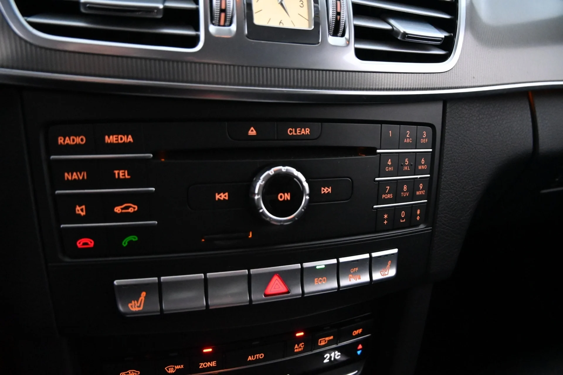 Car Image - 4bqGaFo0D0dkWJmkuf8bTT