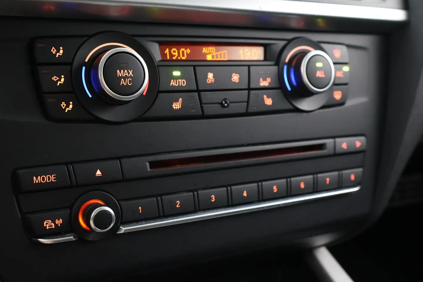 Car Image - 6sq7bEXCirV5eqeVVbO4un