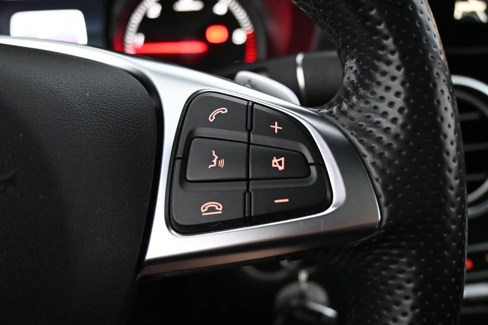 Car Image - 52gv1SE6dtXpGL1Yr6DUJJ