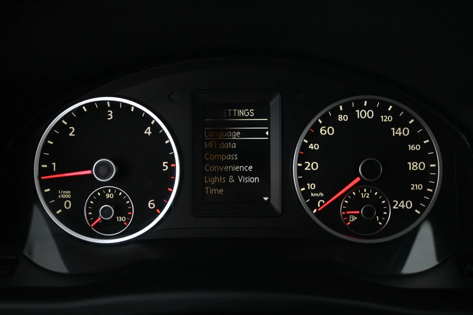 Car Image - 01xw4d9jBaH5HpeH8rQW8z
