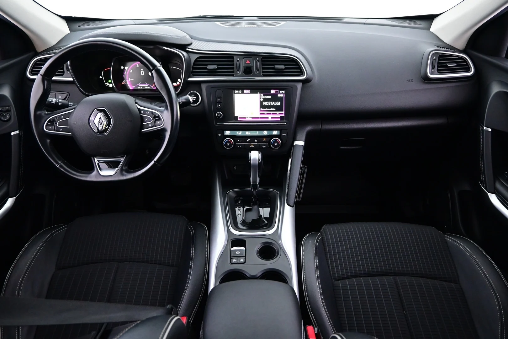 Car Image - 1mxbIhEhLIvlS0QzH6WgrU