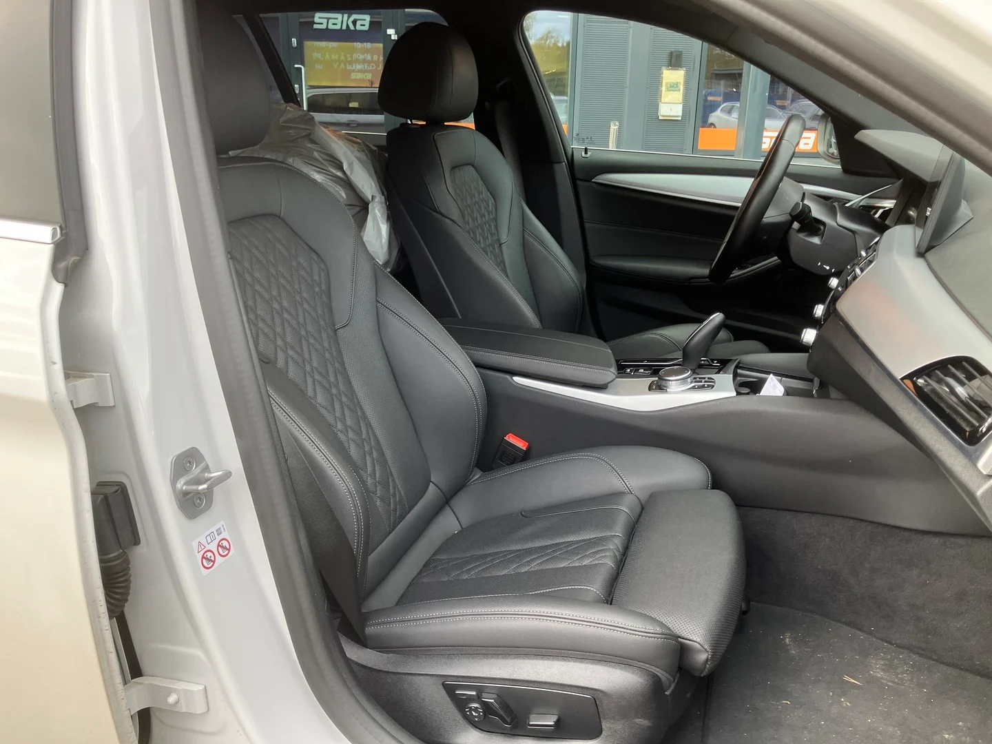 Car Image - 4yVA1p8p5vDu84vhxEWiXk