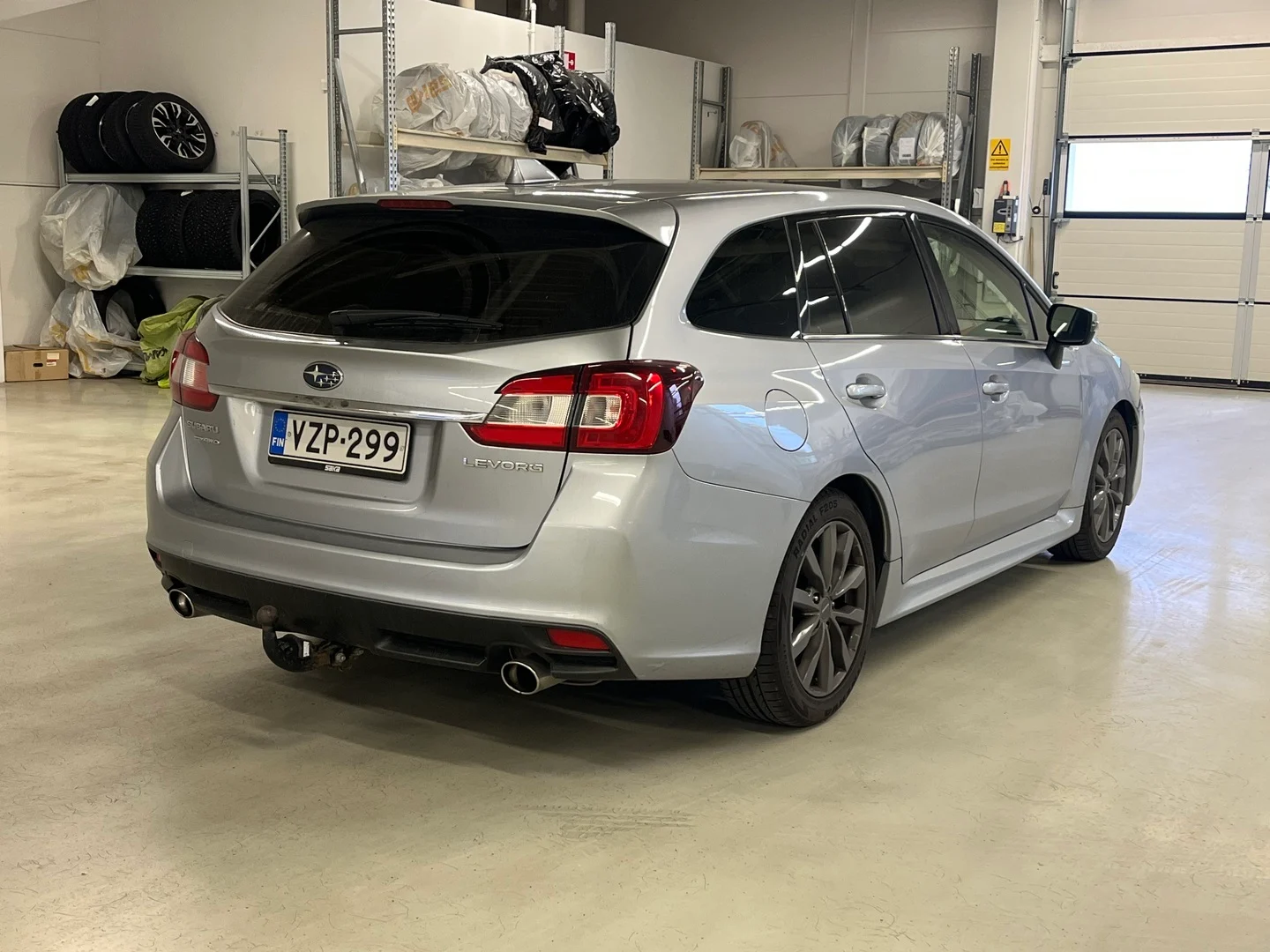 Car Image - 3fkLNVIv4rl3tAaf6oznJS