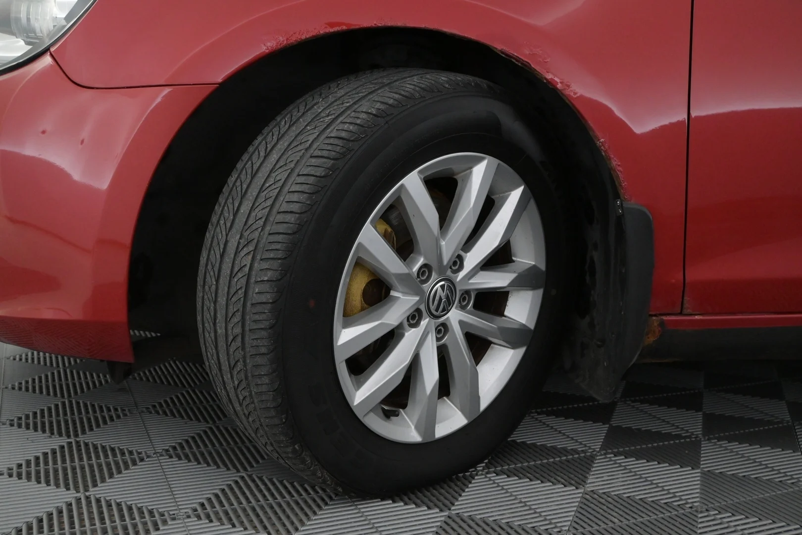 Car Image - qQLAlvgO31lfBXGE8l1qq