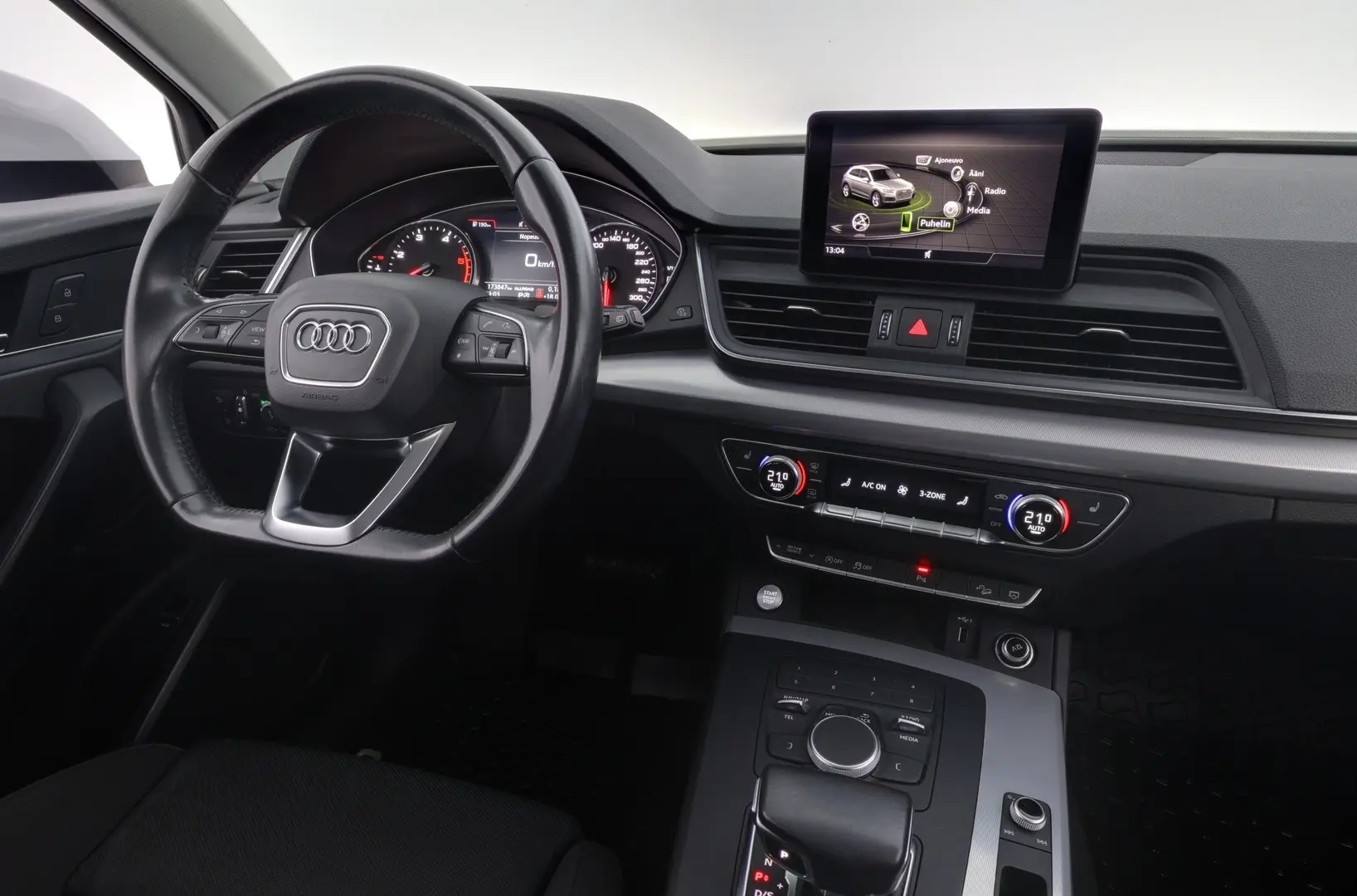 Car Image - 1nhCL3iWTeRETnCsgUteUU