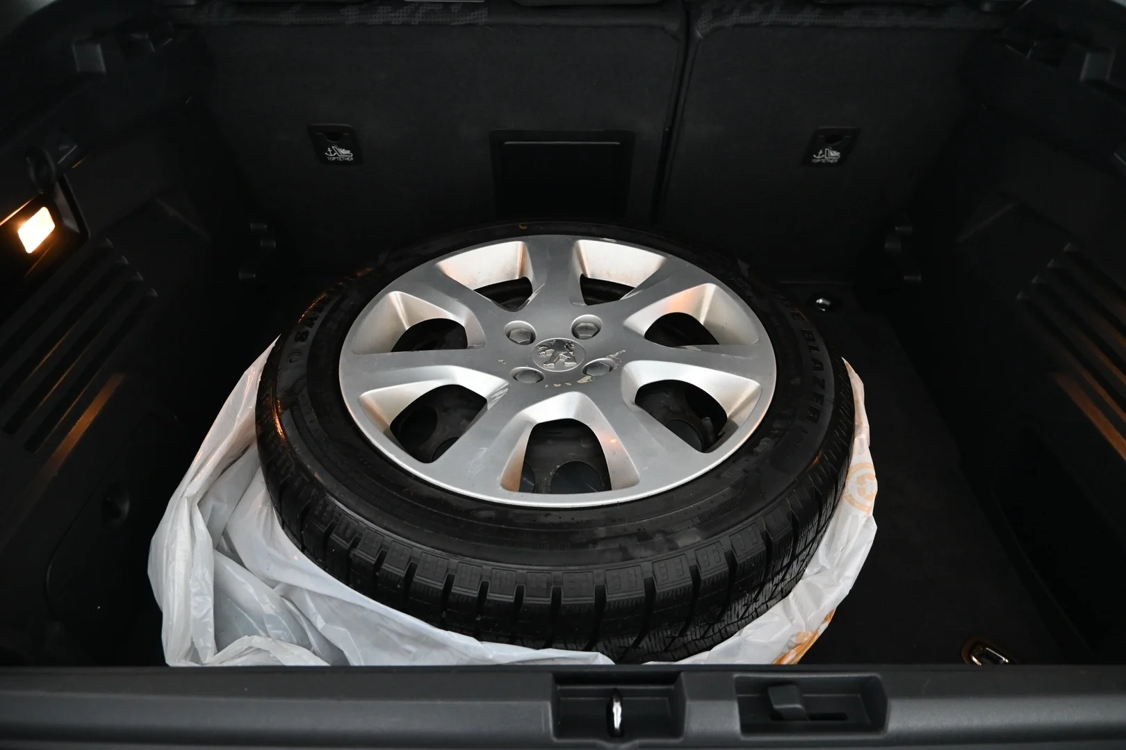 Car Image - 5sflPaXZ9khOkR7RpOQagU