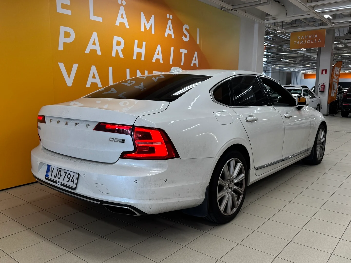 Car Image - 7jI8HiIrZjxKYoEpxLpI3O