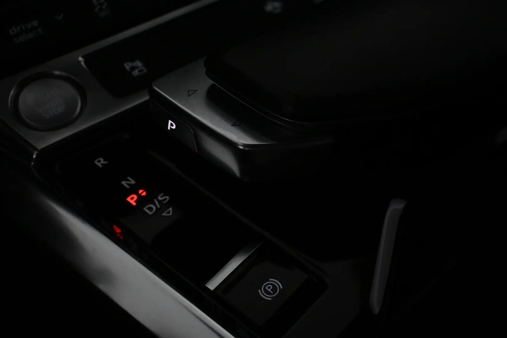 Car Image - Htc2THvdCdFAl6Khz5u7S