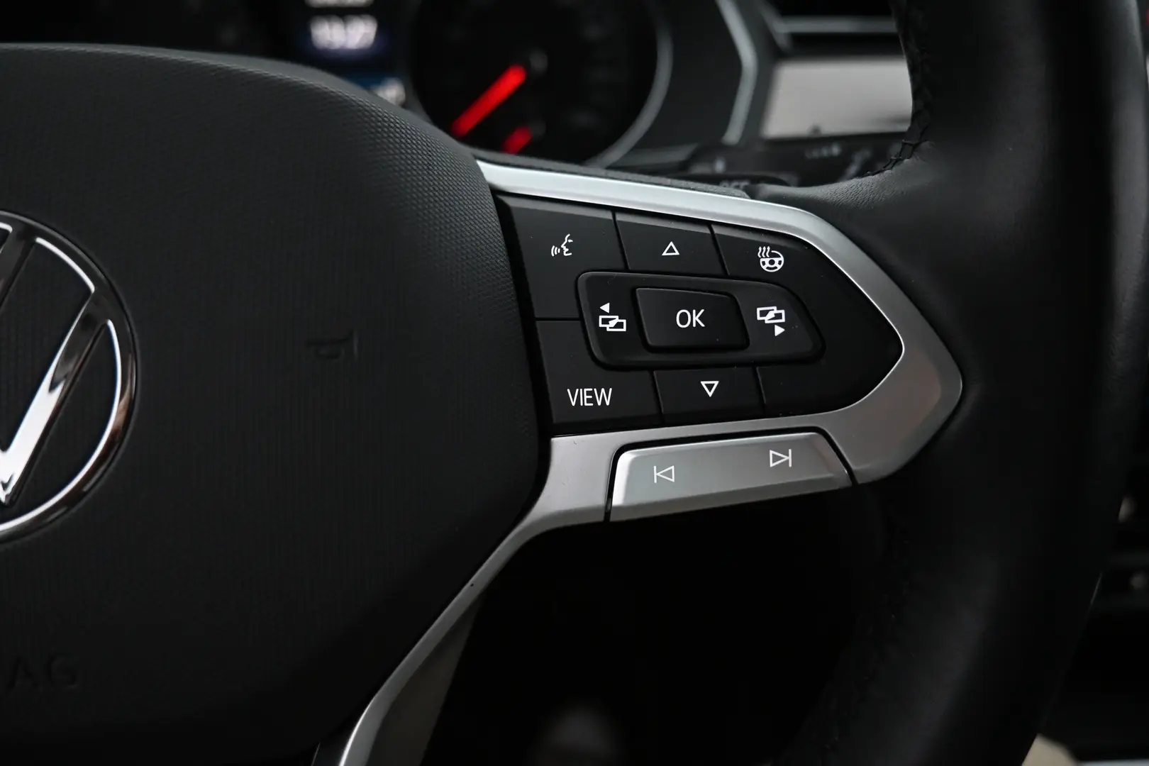 Car Image - 2geqohTM1Z88ld4B2PLO1M