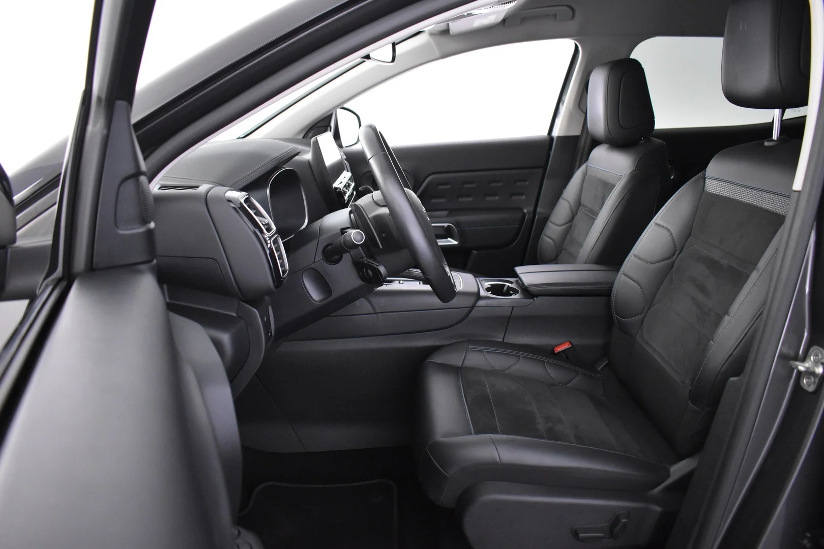 Car Image - 1eHojx8ImHupqSoojLEVxz