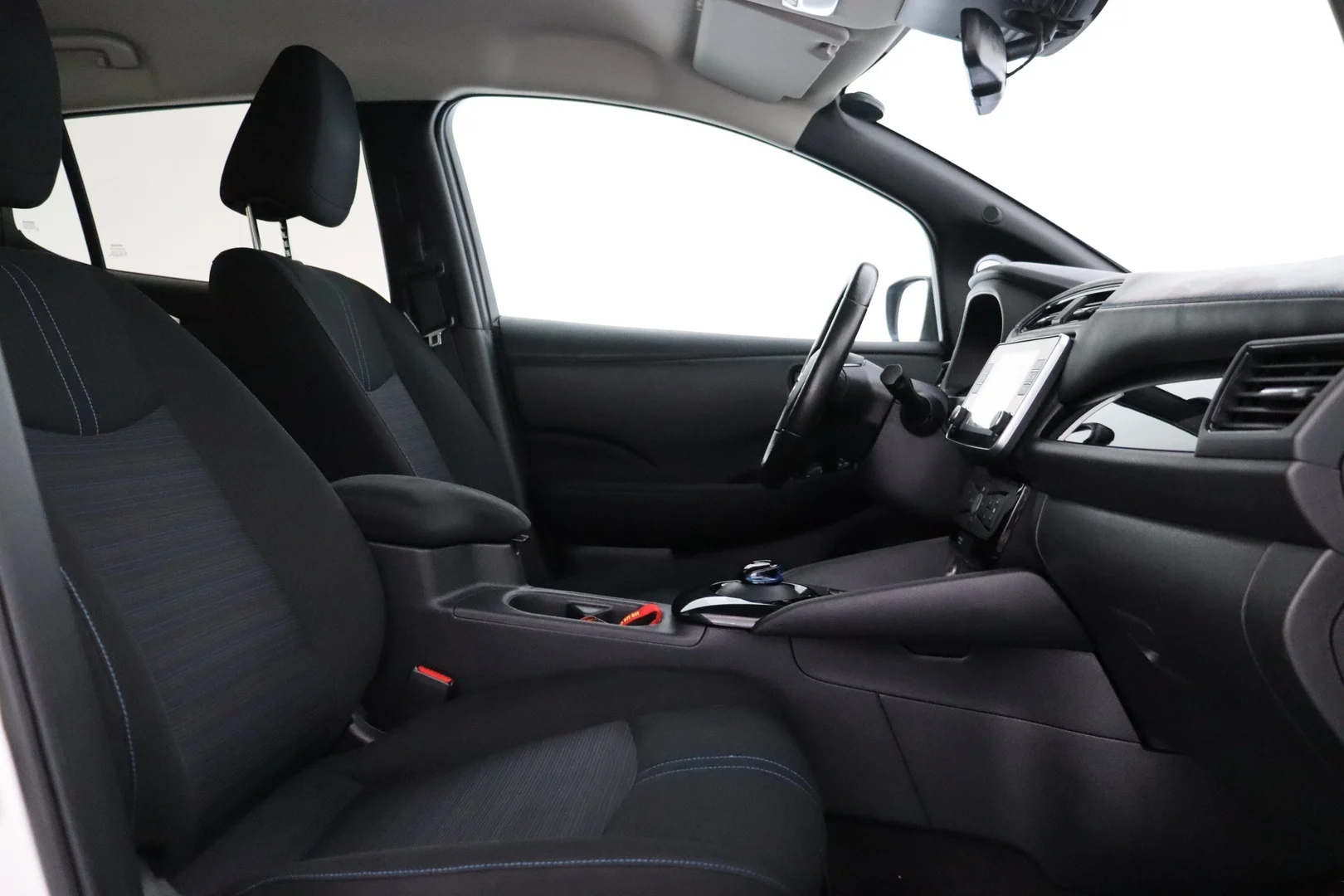 Car Image - 6w7SFQ6XcI1277KxJlTiOv