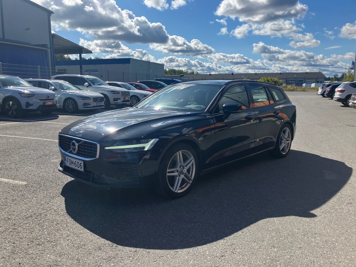 Car Image - 6lOWQ3GHH41pT7epuva7qV