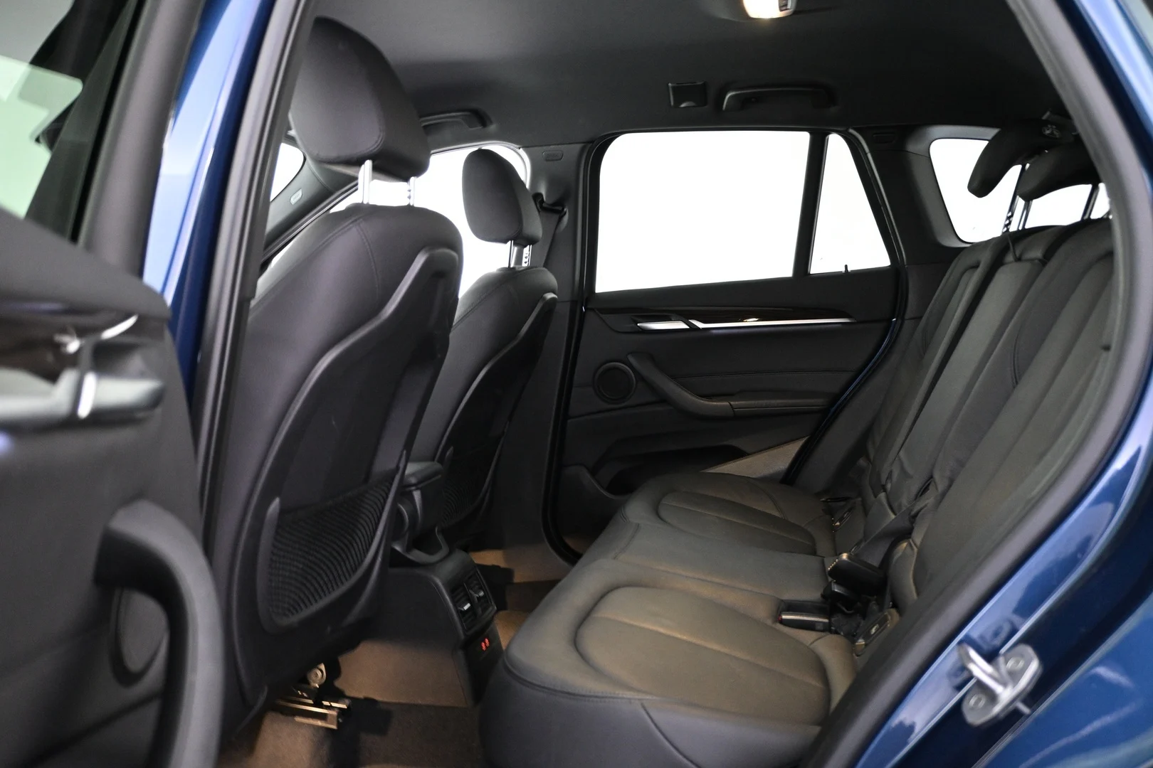 Car Image - 2VHEybPJmCtazf4pBCI5ec