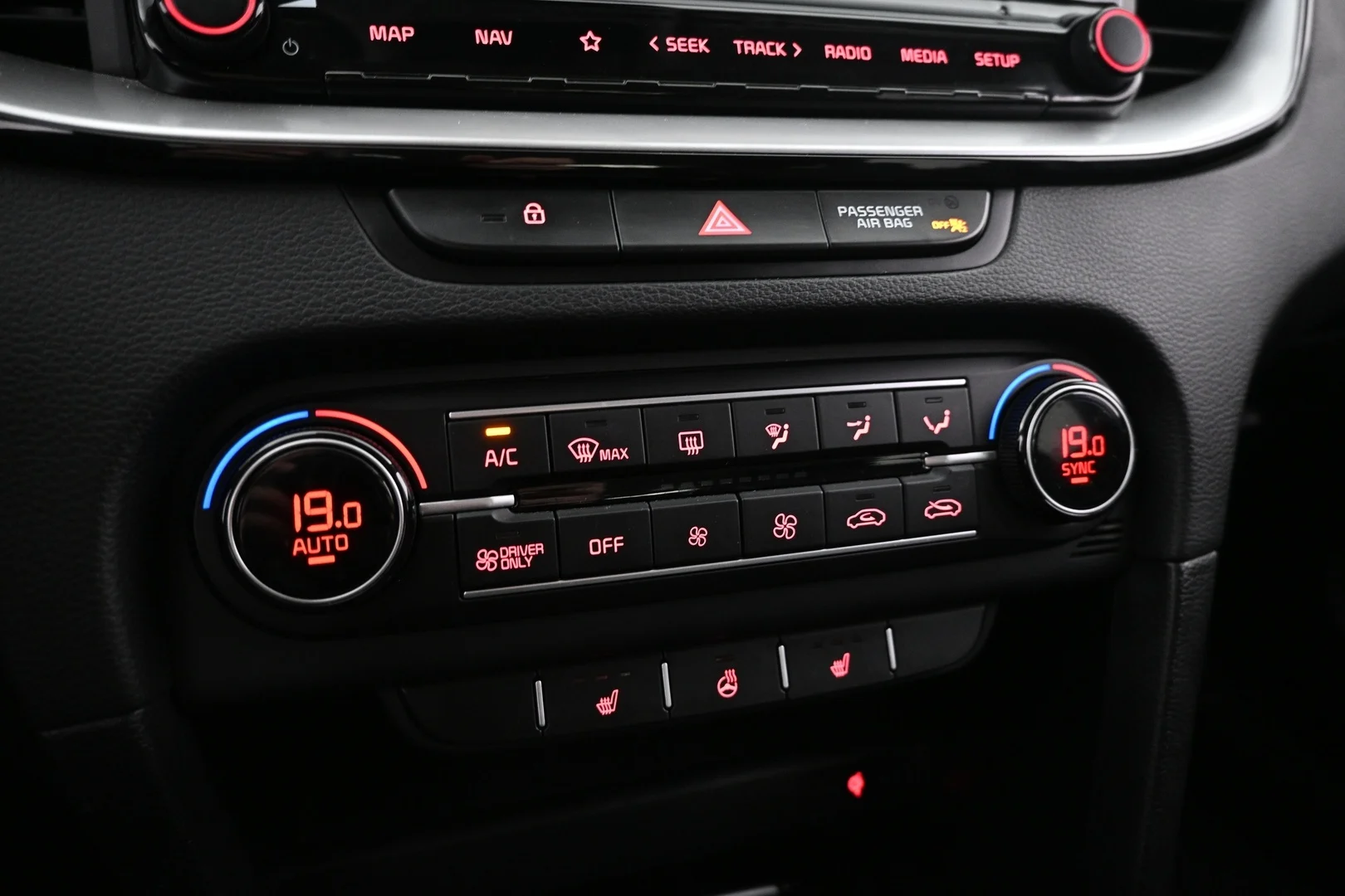 Car Image - 7lYoRTIzRgFmbeWvzYjFm5