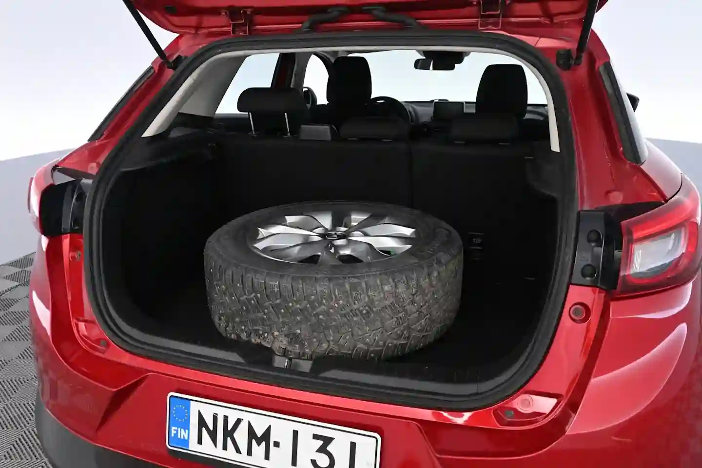 Car Image - 3AMcGAPrKv9IYkwiuZAXlG