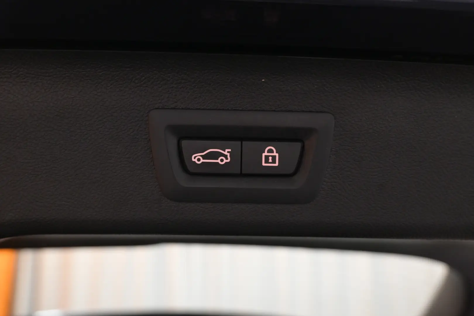 Car Image - 2pvAPFogXsZDI9NkGAfZKG