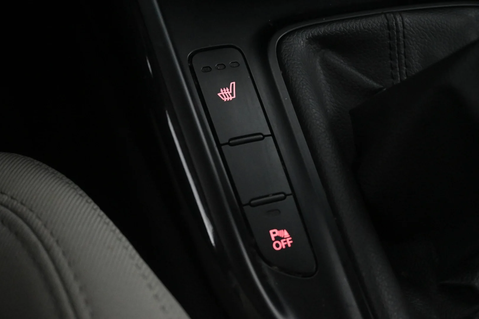 Car Image - 4hxl1yQ6nW03mThFKWusGH