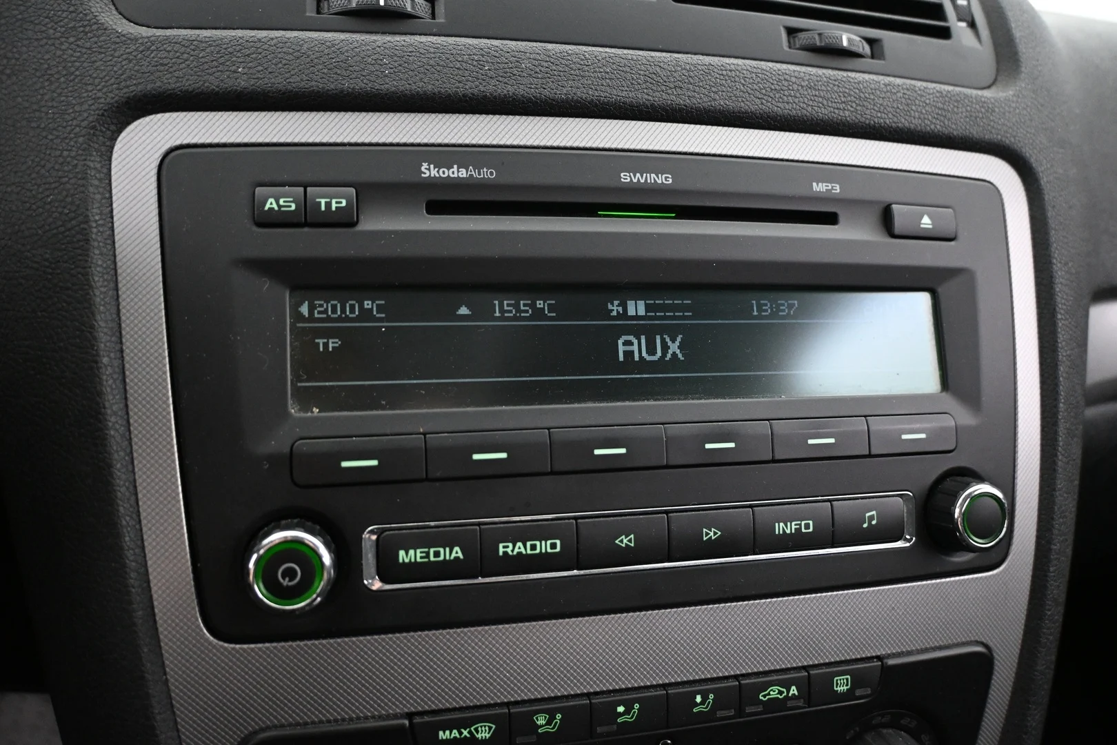 Car Image - 1bHHXrMatAKBNye6f94B2X