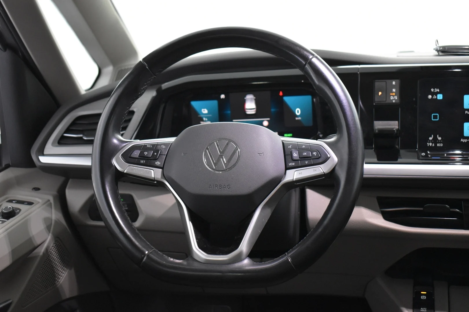 Car Image - 2hL8vHVvzXNS3tMpY1yJwM