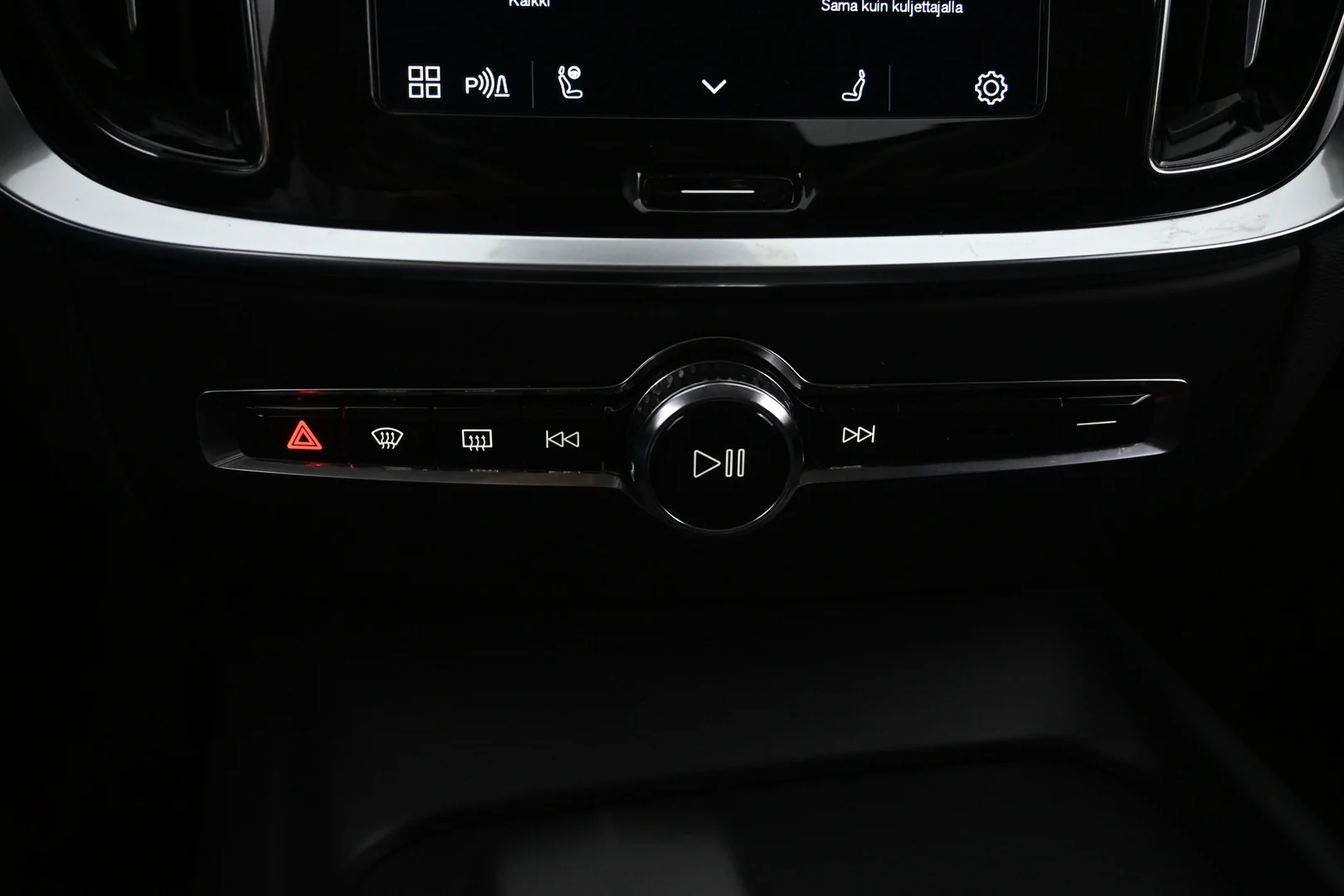 Car Image - 1KRxiIJaJqmbCF56xfIyKw