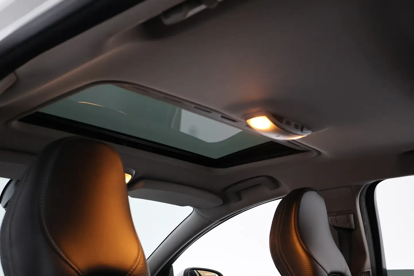 Car Image - 75djZFcxJMzBWvWSkKeMEL