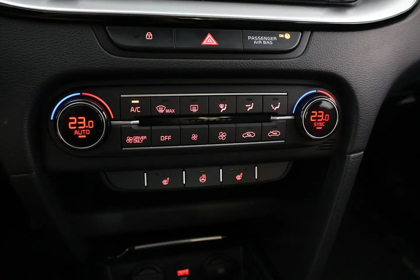 Car Image - 1pq6akW8FnEe32g7gobjtQ
