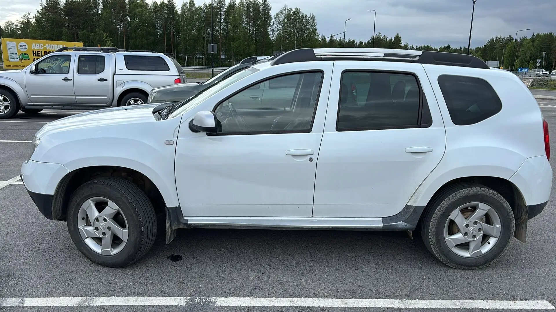 Car Image - CnXe0pq6DG8DyMIPfkCna