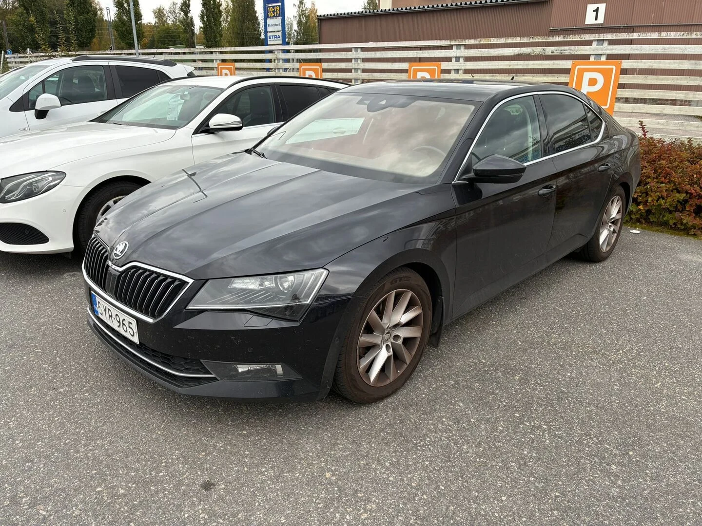Car Image - 5WDY7csIN0l5btv77q1rXF