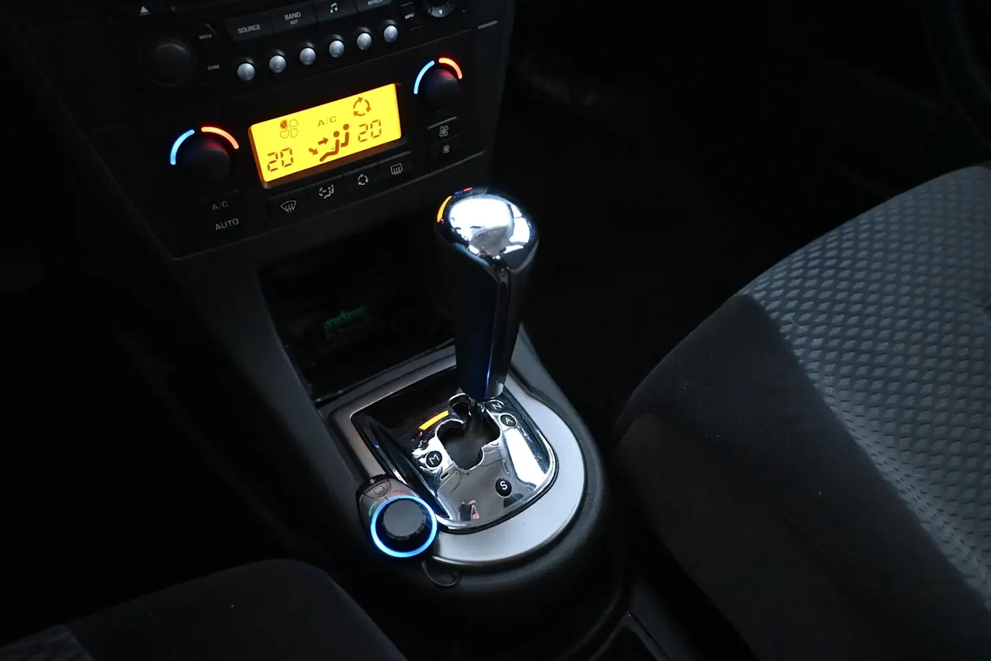 Car Image - T1Lk6lpTFl4LYX5A4MuZR