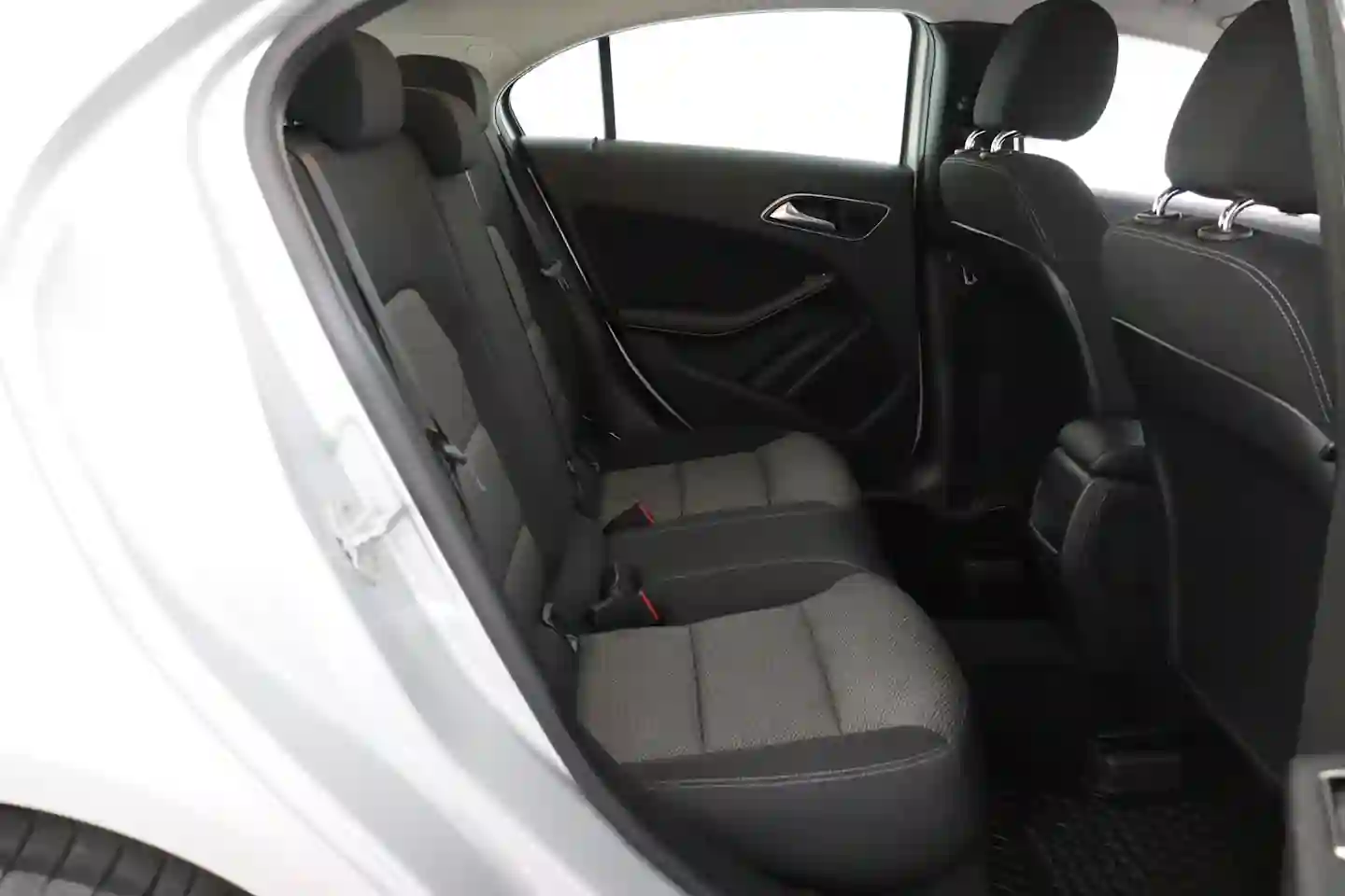Car Image - 51cRJykF0GJrmlodiHgir0