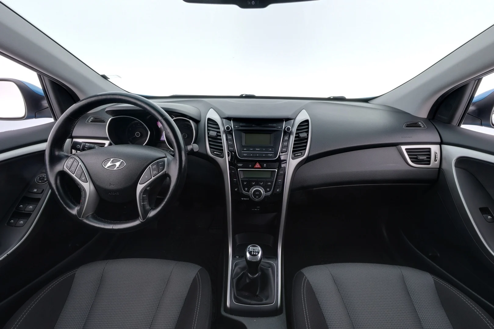 Car Image - 2JdnlRHQxrrFLmfBcZrJ5N