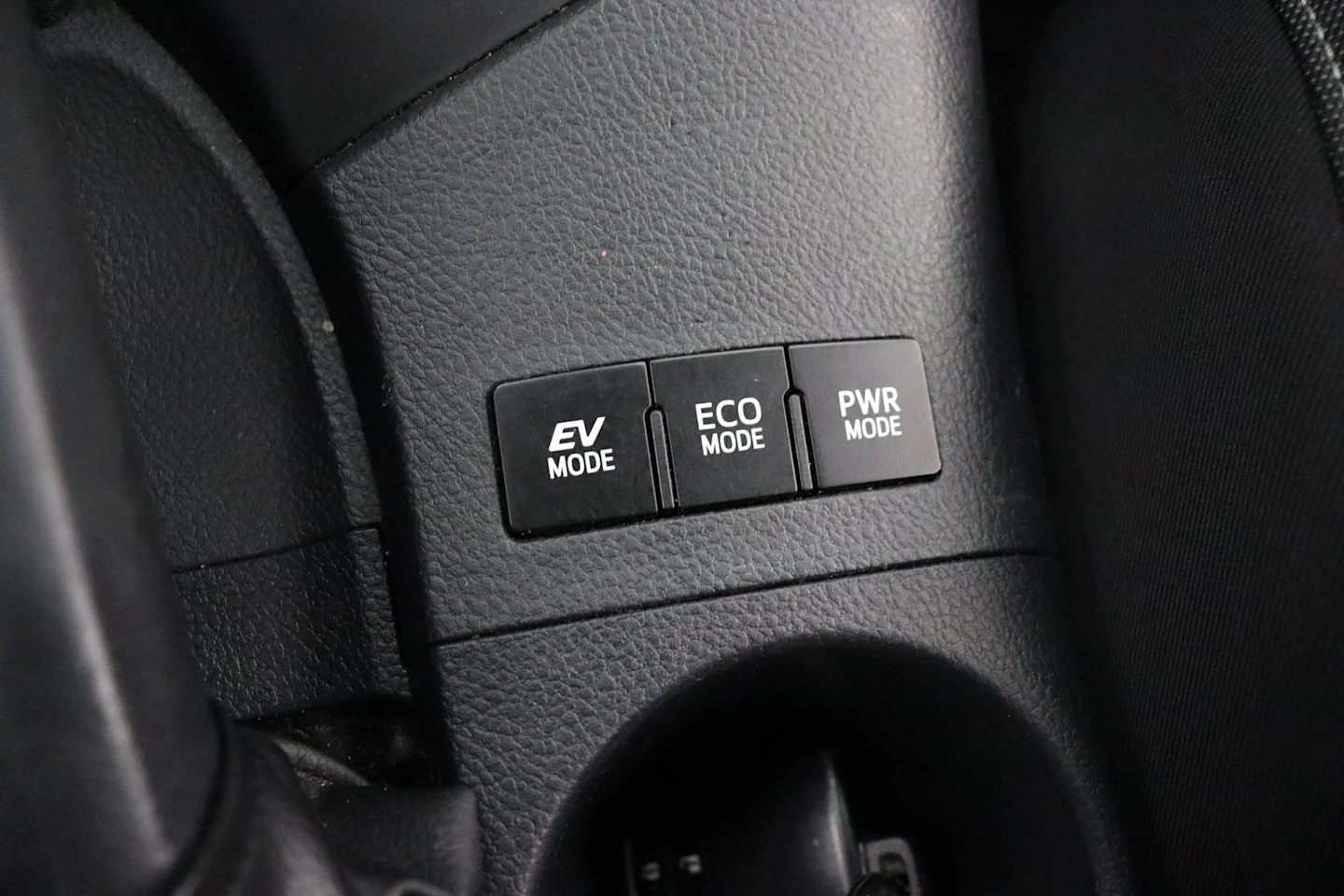 Car Image - bDUagT09HscdxbTbLY5tP